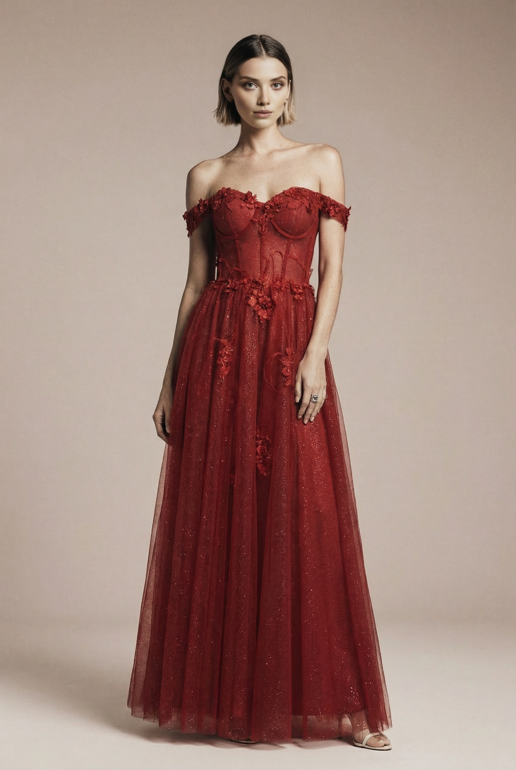 Czerwona sukienka z brokatem na studniówkę 2026