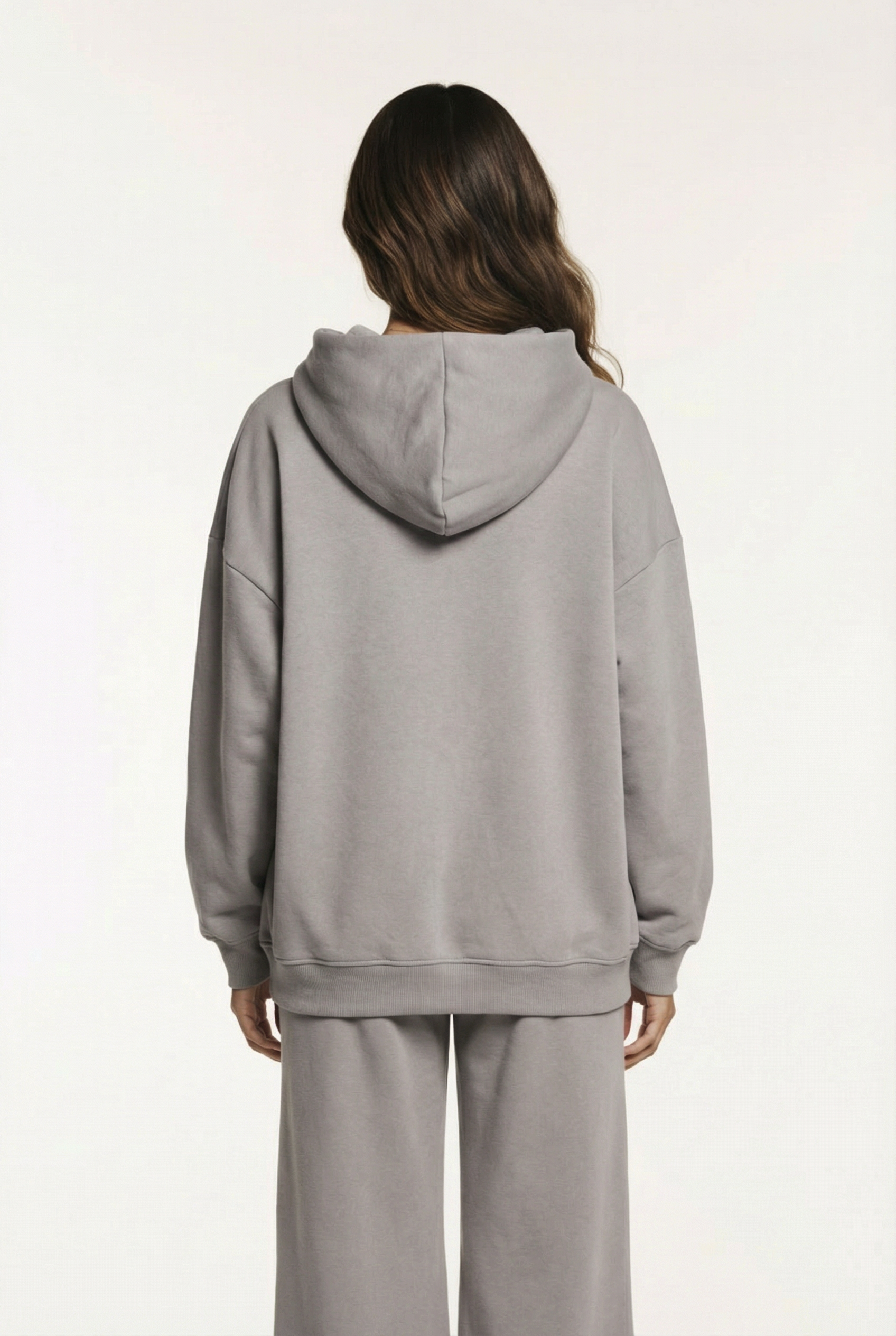 Uniwersalna szara bluza sportowa