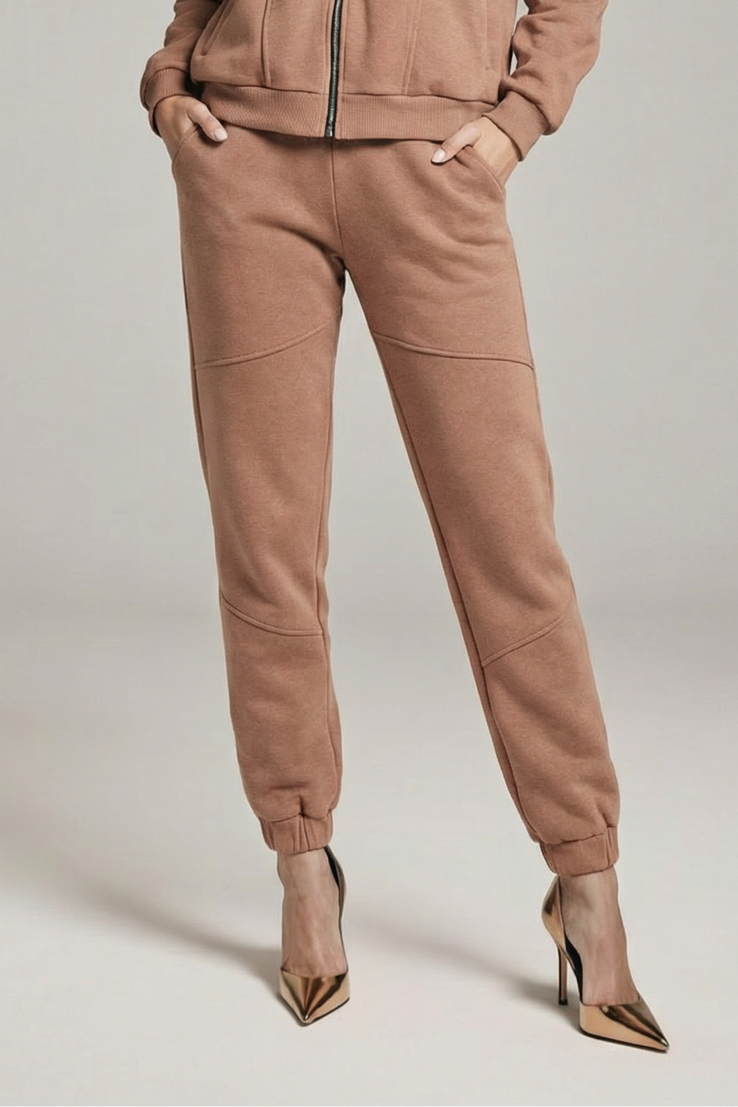 Luźne spodnie dresowe sportowe