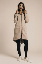 Długa bluza sportowa z kapturem