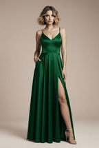 Plisowana swobodna sukienka na ramiączkach