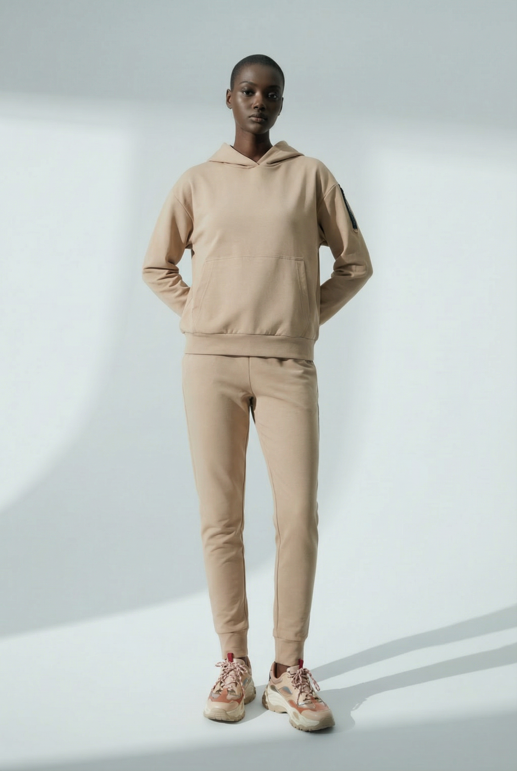 Bluza sportowa kangurka z kapturem