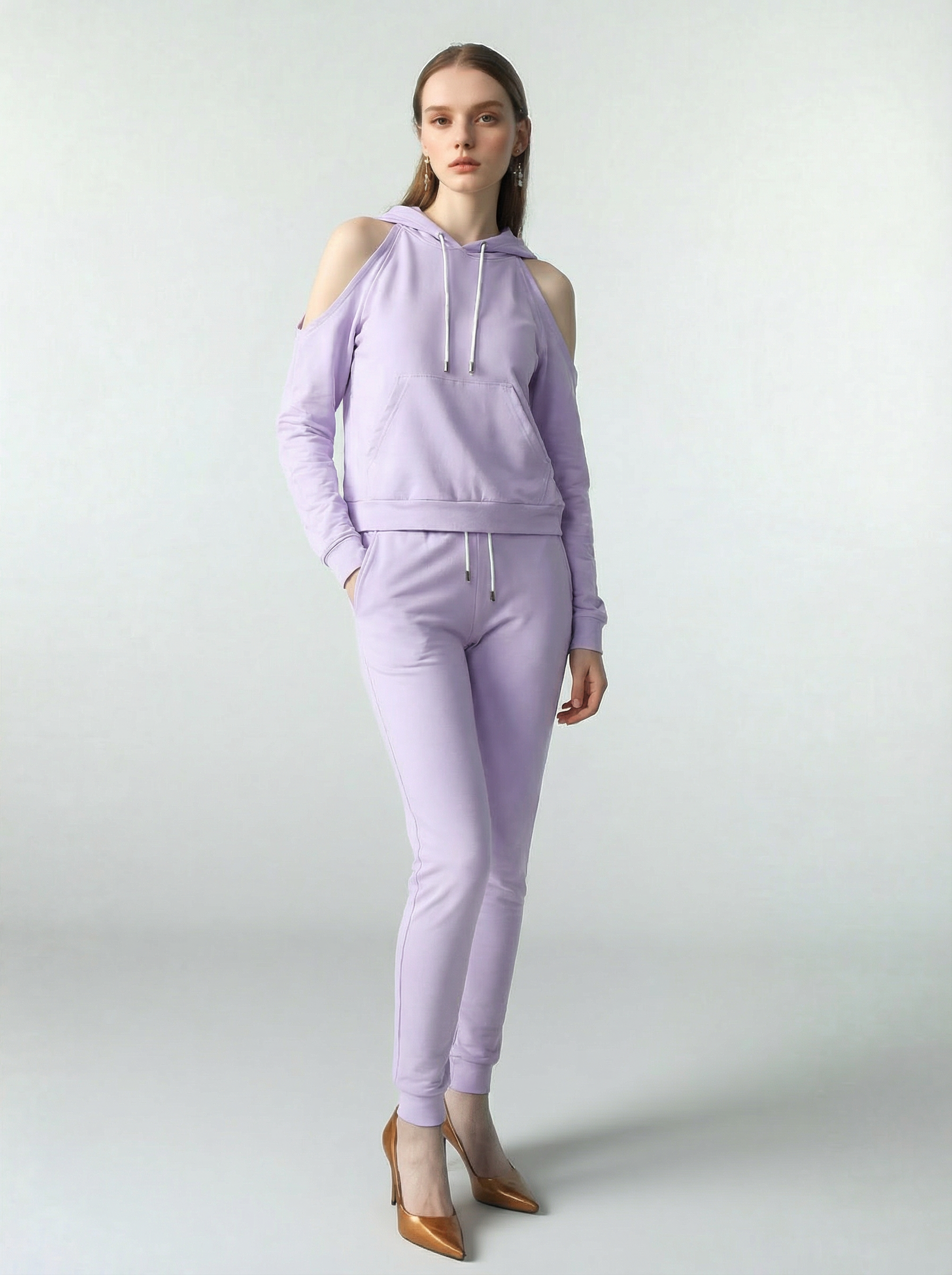 Bluza sportowa z wycięciami eksponującymi ramiona