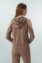 Bluza sportowa z wycięciami eksponującymi ramiona