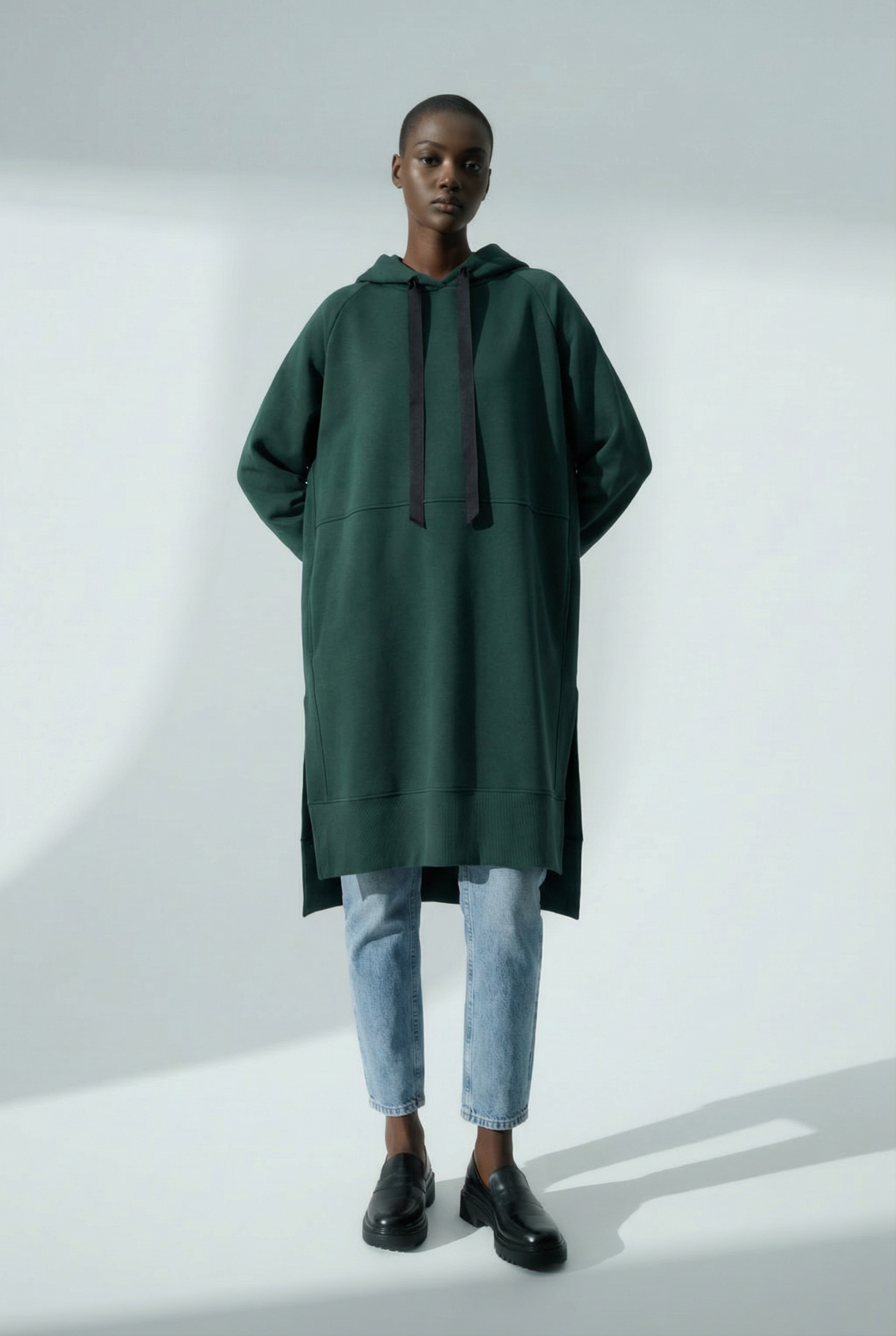 Bluza oversize z rozcięciem po bokach
