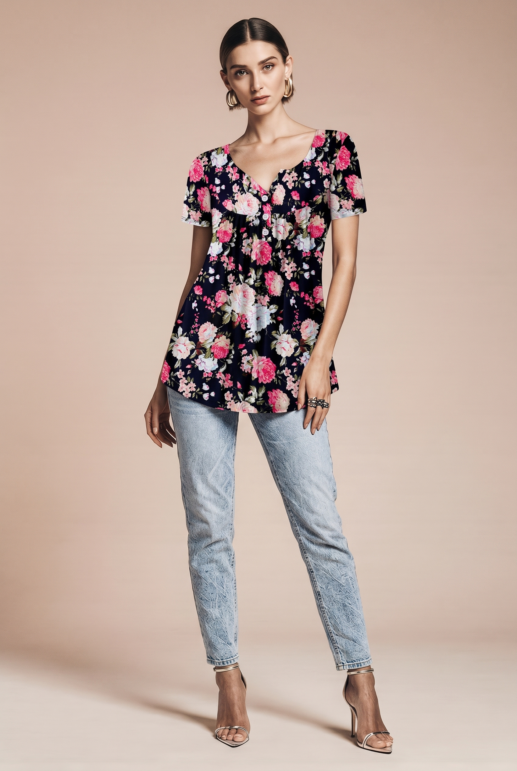 Koszulka z krótkim rękawem w kwiaty plus size