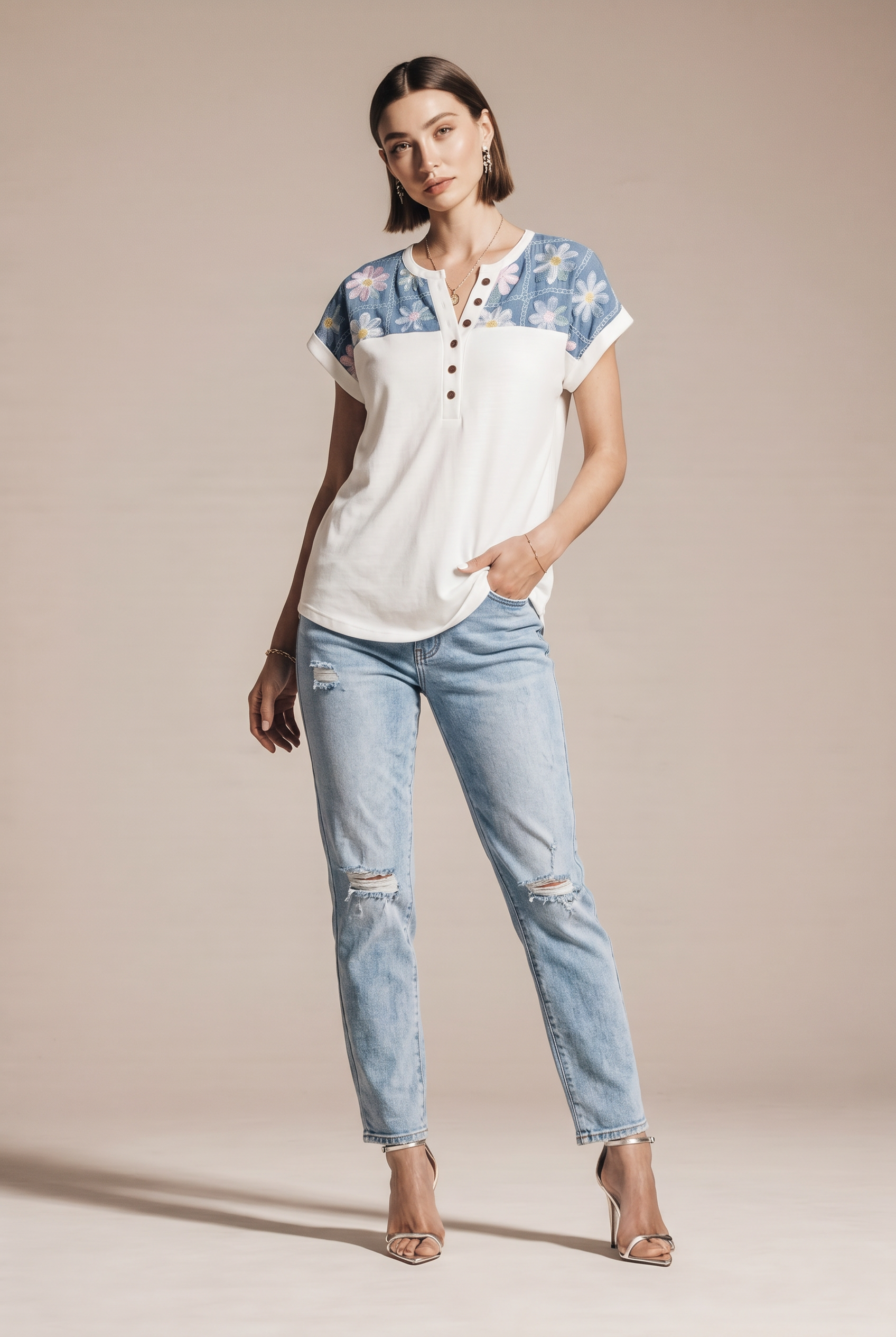 Floral short-sleeved T-shirt