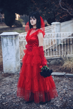 Czerwona gotycka ślubnego Lydii Deetz na Halloween
