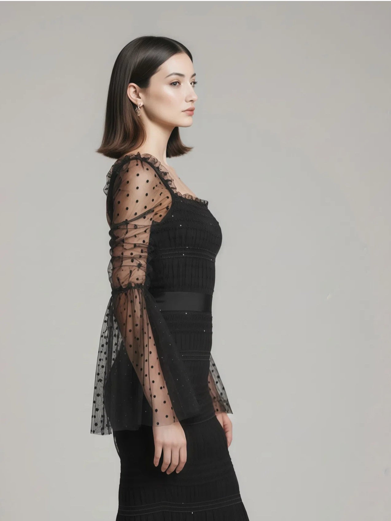 Szyfonowa sukienka MIDI w groszki