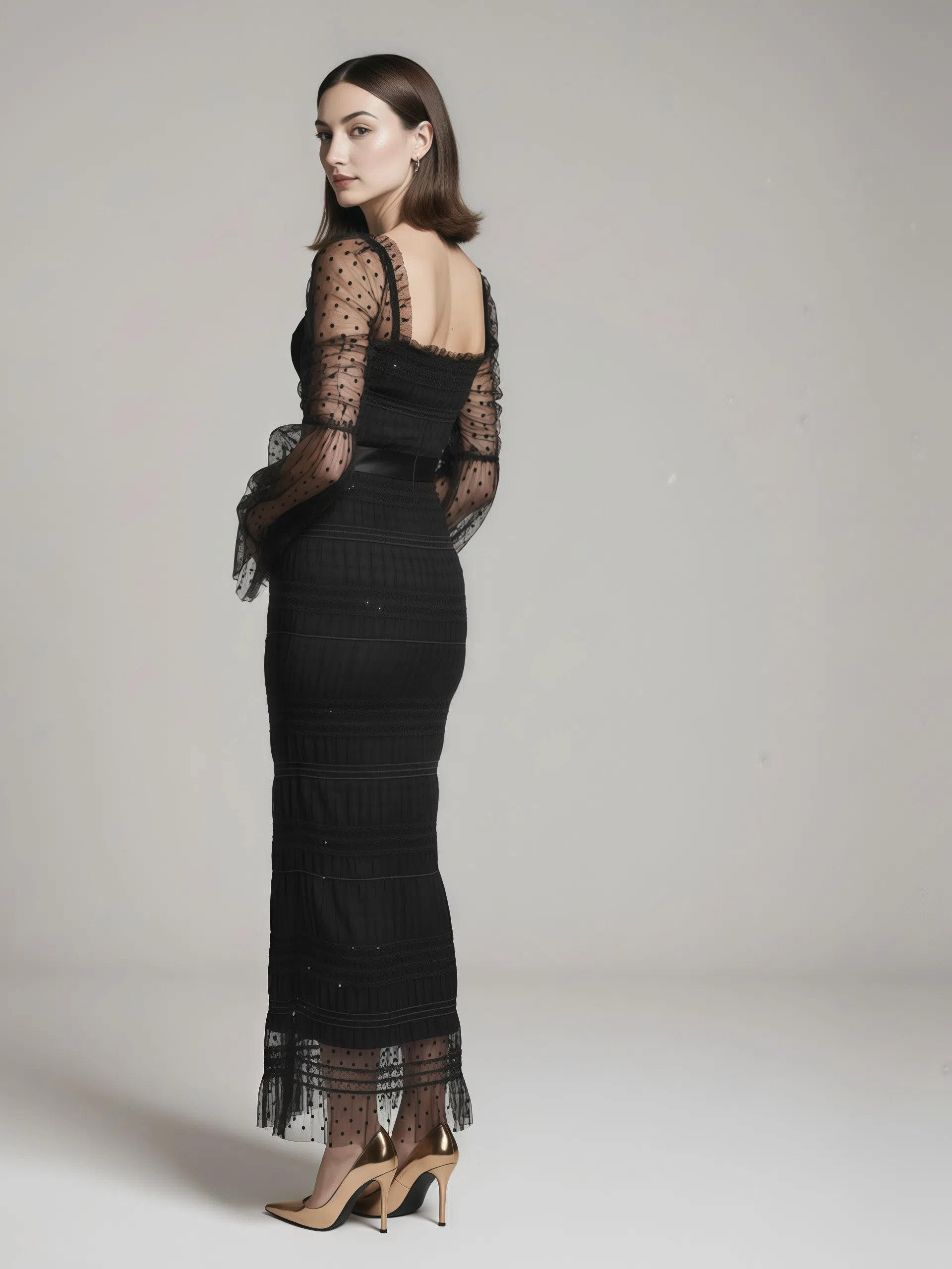 Szyfonowa sukienka MIDI w groszki