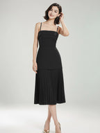 Plisowana sukienka na ramiączkach