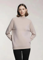 Krótki kaszmirowy sweter z półwysokim kołnierzem