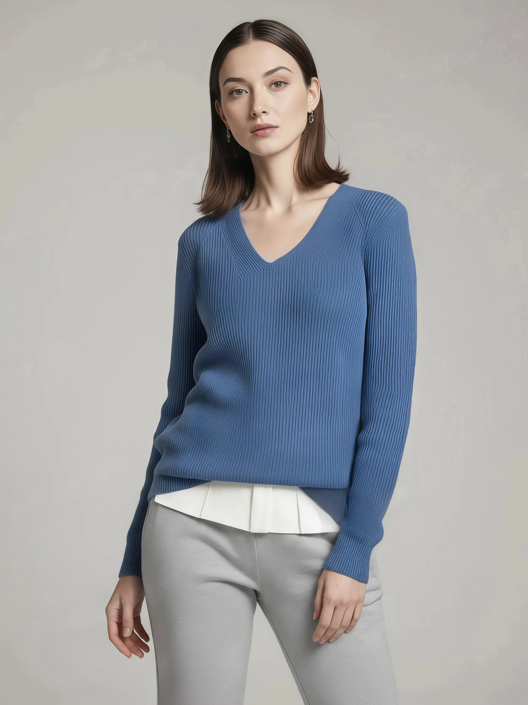 Sweter dzianinowy z dekoltem w serek