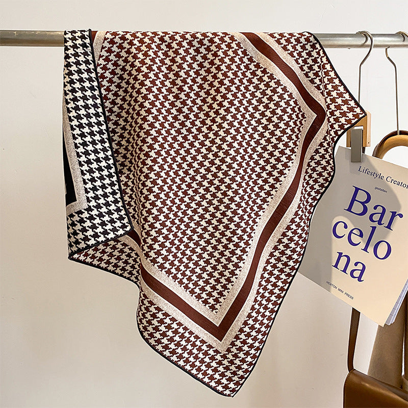 Wzorzysta chusta orientalna