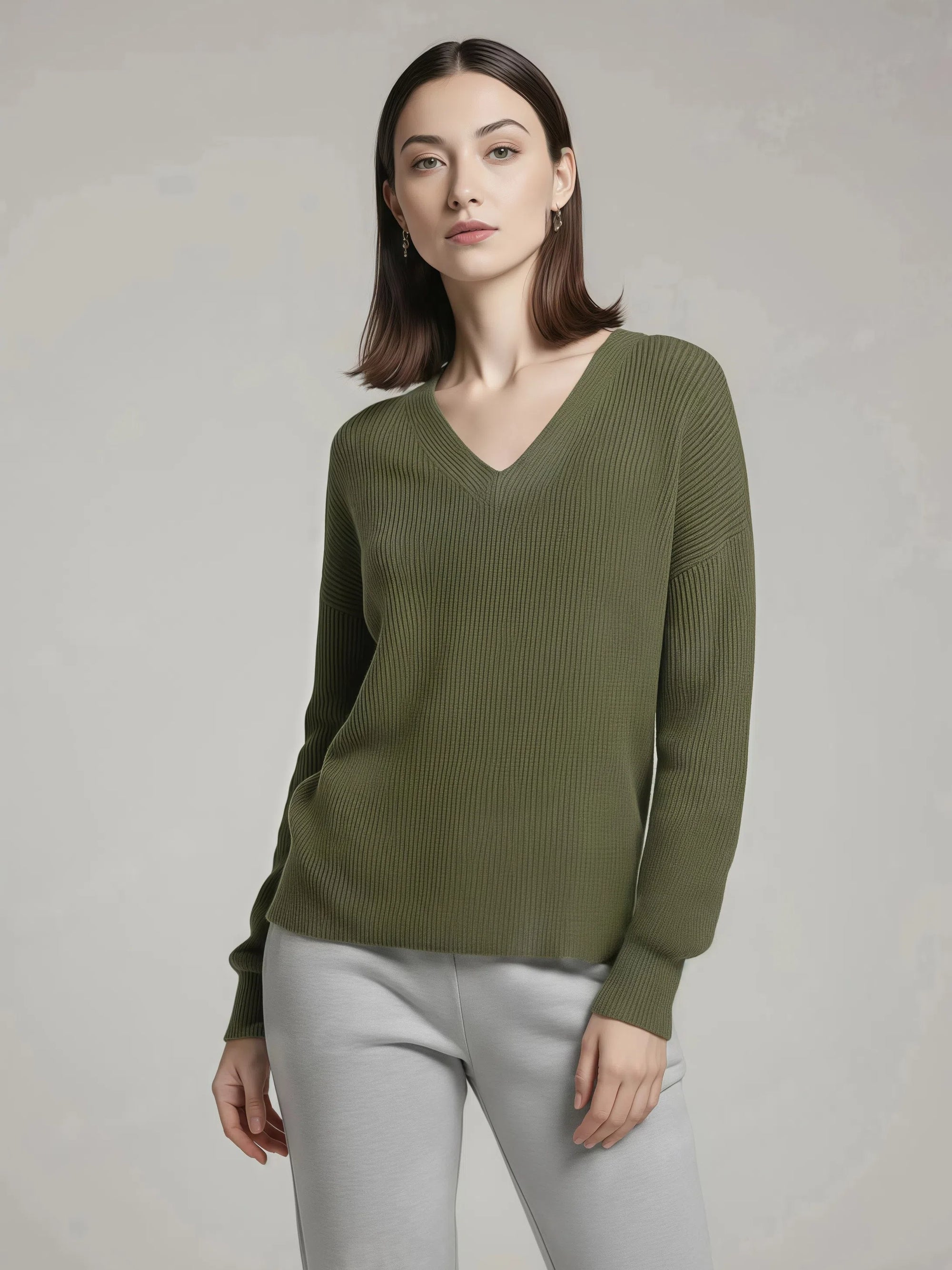 Sweter dzianinowy z dekoltem w serek