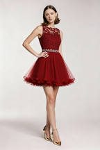 Tiulowa sukienka MINI z podwójnymi ramionami