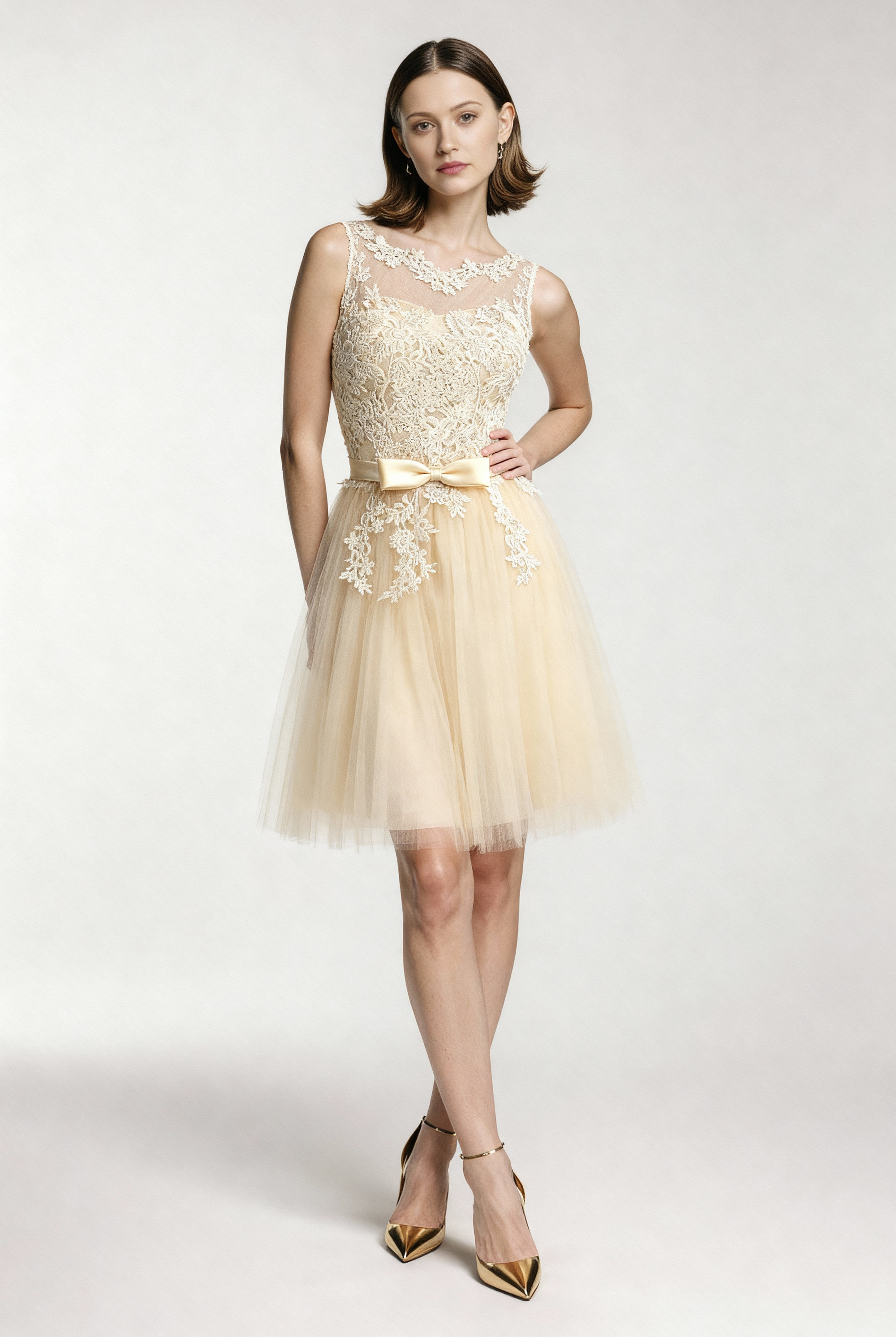 Tiulowa sukienka MINI wyjściowa