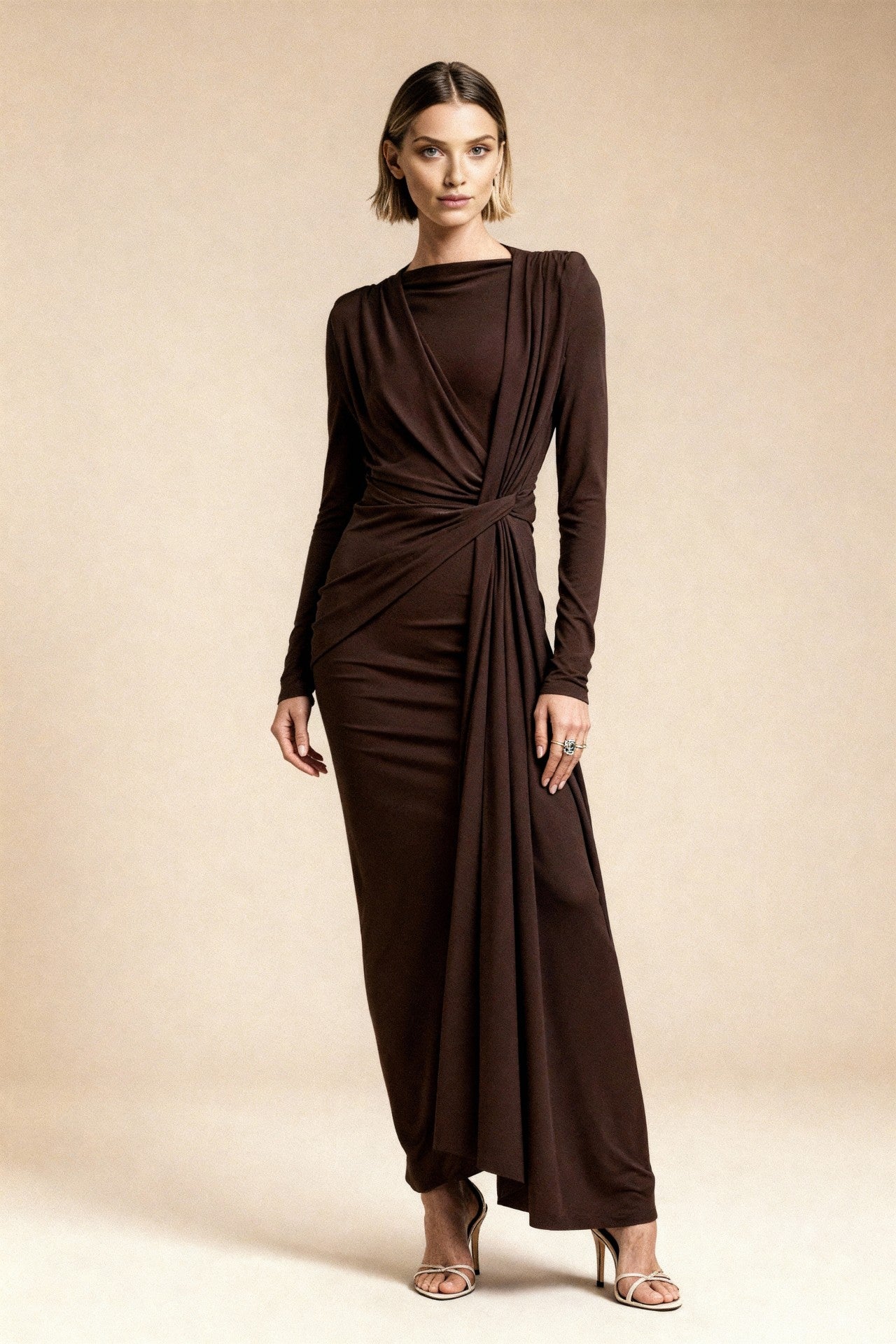 Jesienna sukienka MAXI z okrągłym dekoltem