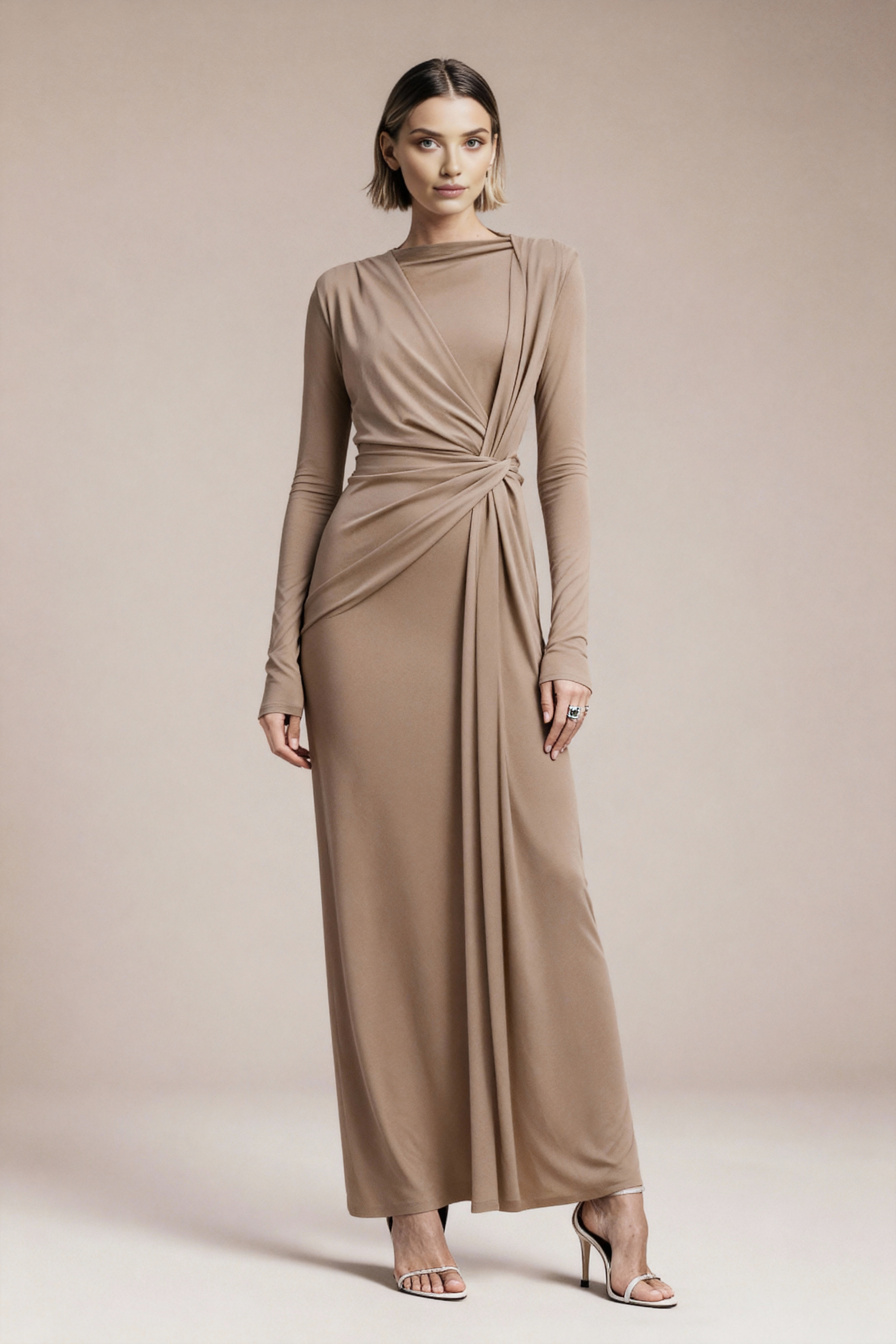 Jesienna sukienka MAXI z okrągłym dekoltem