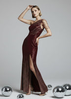 Olśniewająca sukienka cyrkoniowa na sylwestra