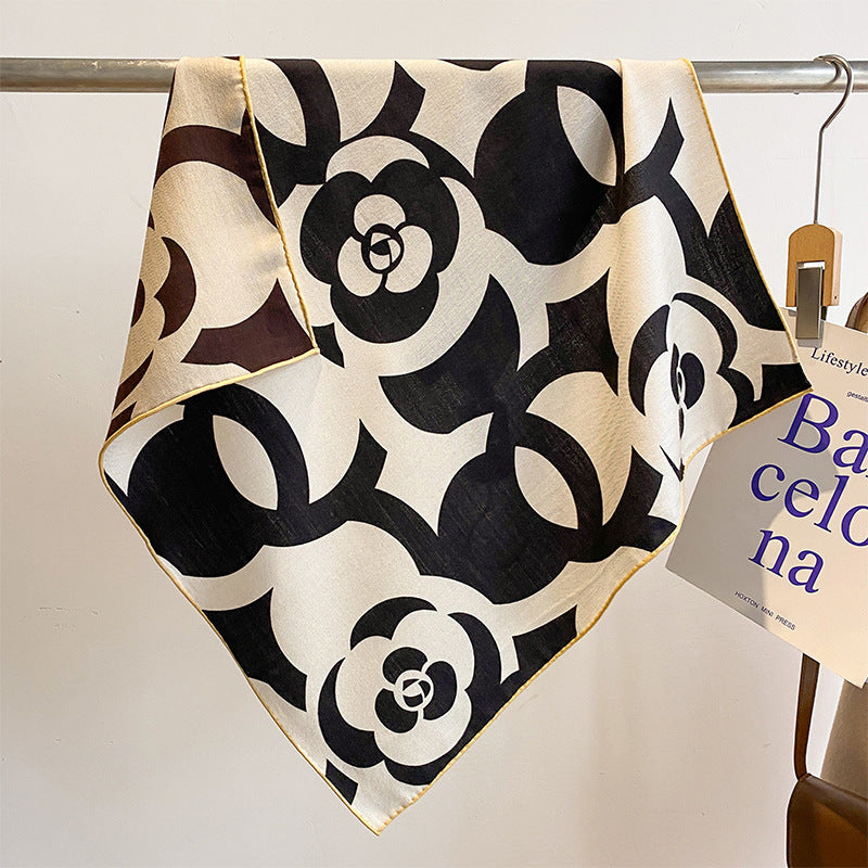 Wzorzysta chusta orientalna