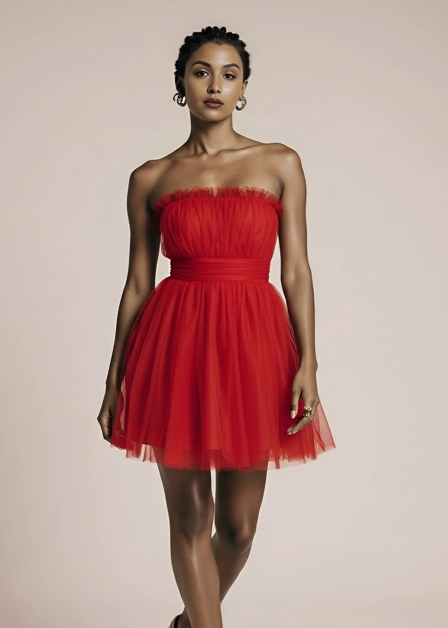 Tiulowa sukienka MINI z falbanami - Sweet Victoria