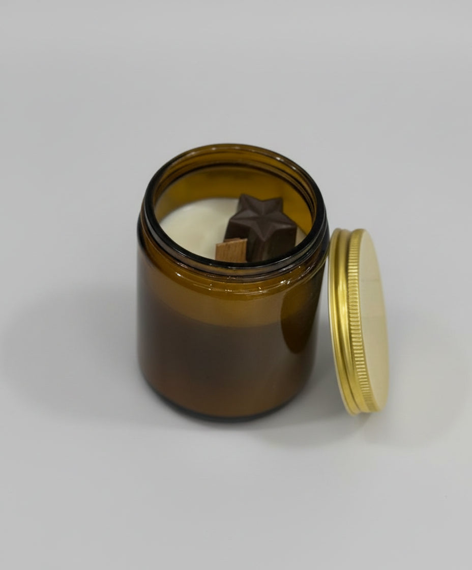 Świąteczna świeczka sojowa zapachowa "Słodkie otulenie"