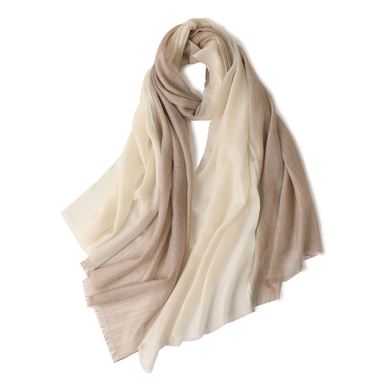 Elegancki jesienno-zimowy szal z kaszmiru