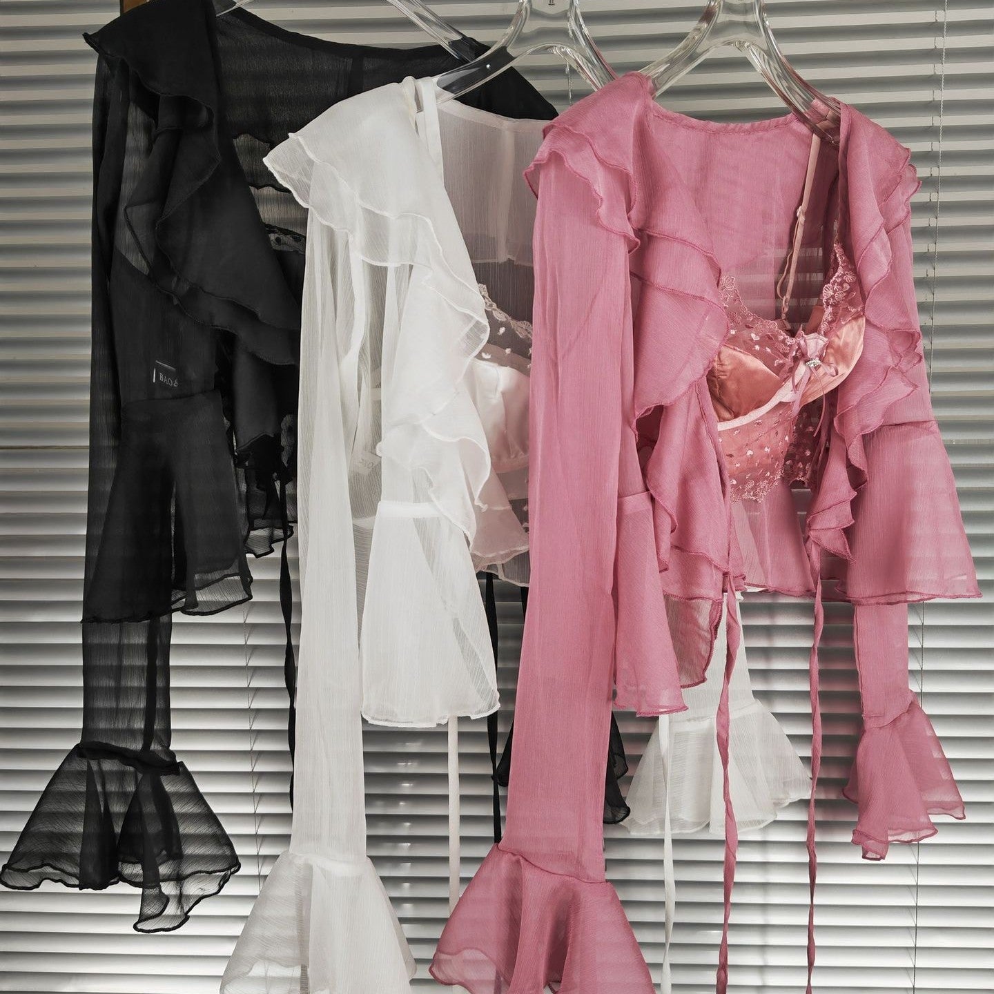 Dwuczęściowy koronkowy komplet z szyfonu