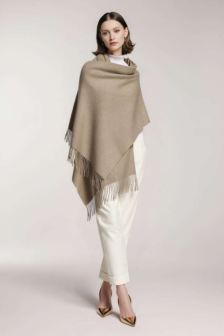 Jesienno-zimowy długi wełniany szal