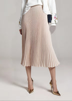 Plisowana spódnica retro na każdą porę roku