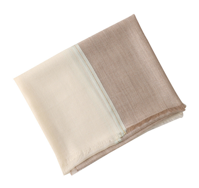 Elegancki jesienno-zimowy szal z kaszmiru