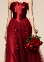 Elegancka krwistoczerwona sukienka na studniówkę 2026