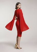 Modna plisowana sukienka typu Cape z peleryną