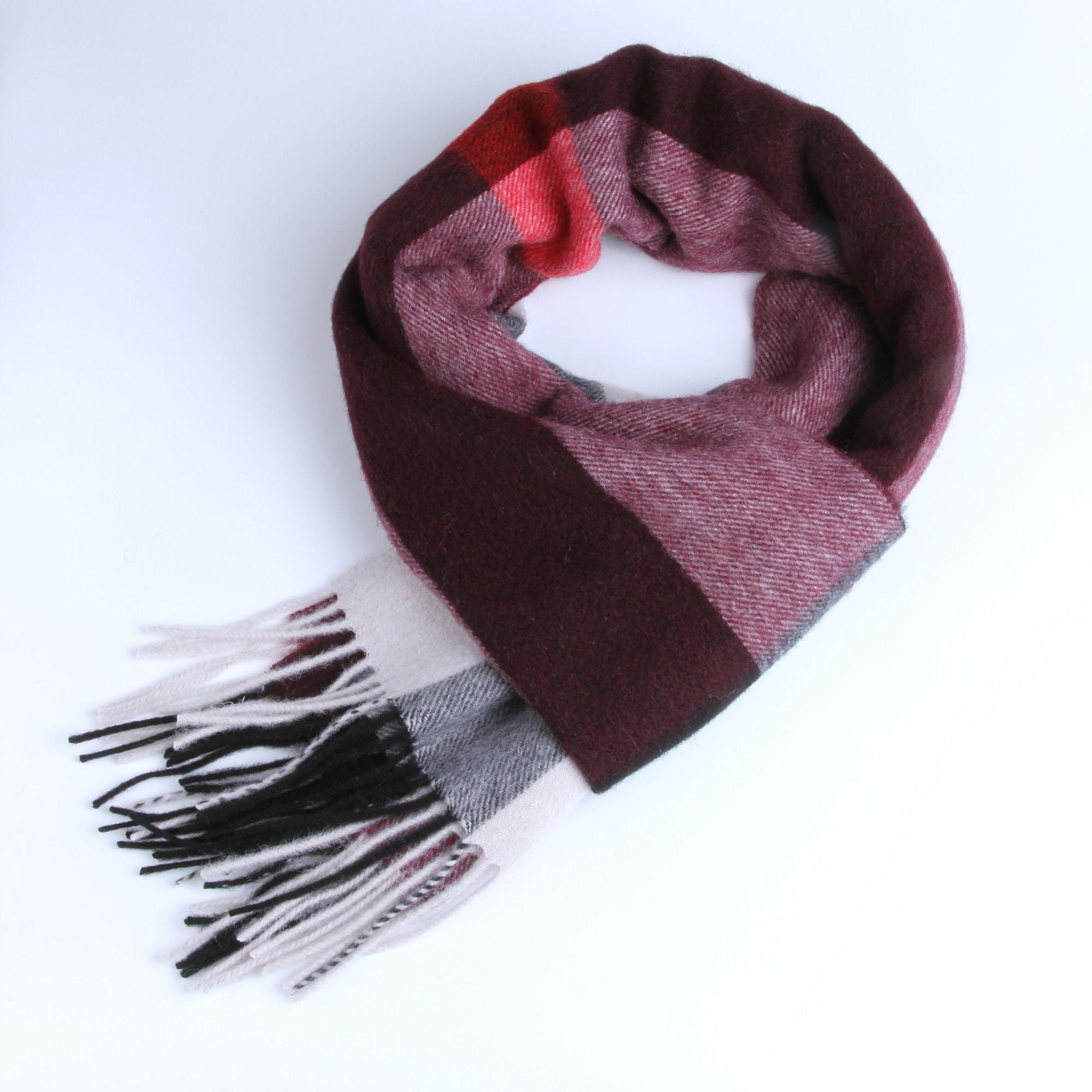 Wełniany szalik w kratkę