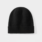 Zimowa kaszmirowa czapka w wzorki