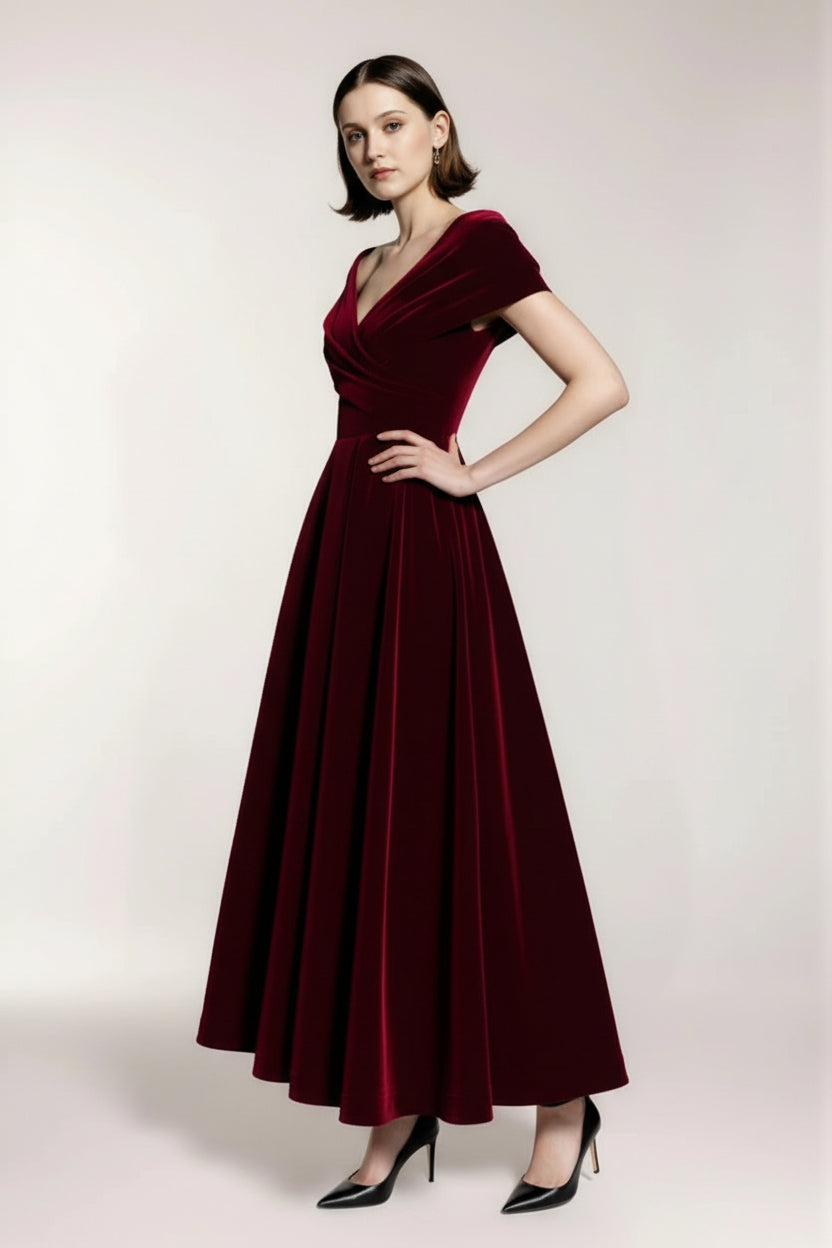 Elegancka sukienka off-shoulders na studniówkę 2026