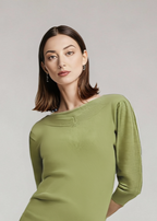 Cienka sweterkowa bluzka z okrągłym dekoltem