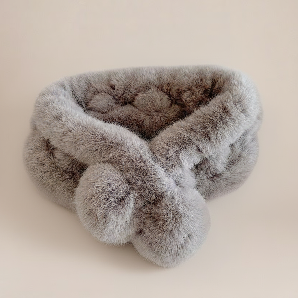 Modny zimowy puchaty szalik