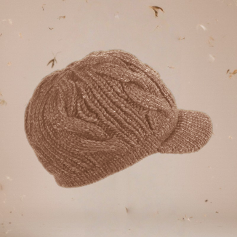 Wełniana czapka z daszkiem