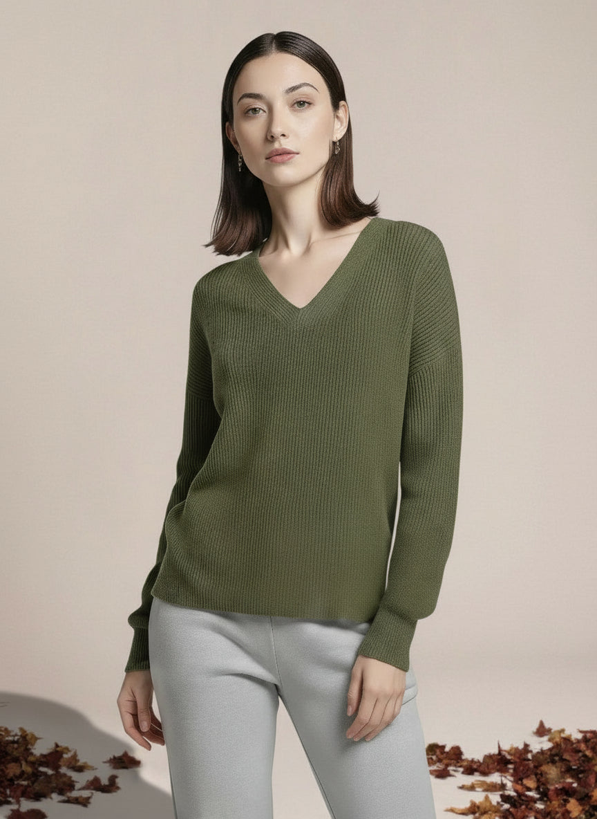 Sweter dzianinowy z dekoltem w serek