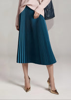 Plisowana spódnica retro na każdą porę roku